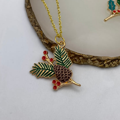 Christmas Nature Necklace