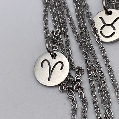 Silver Solid Star Sign Necklaces