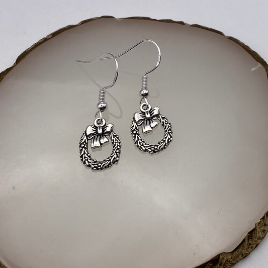 Small Silver Wreath Earrings