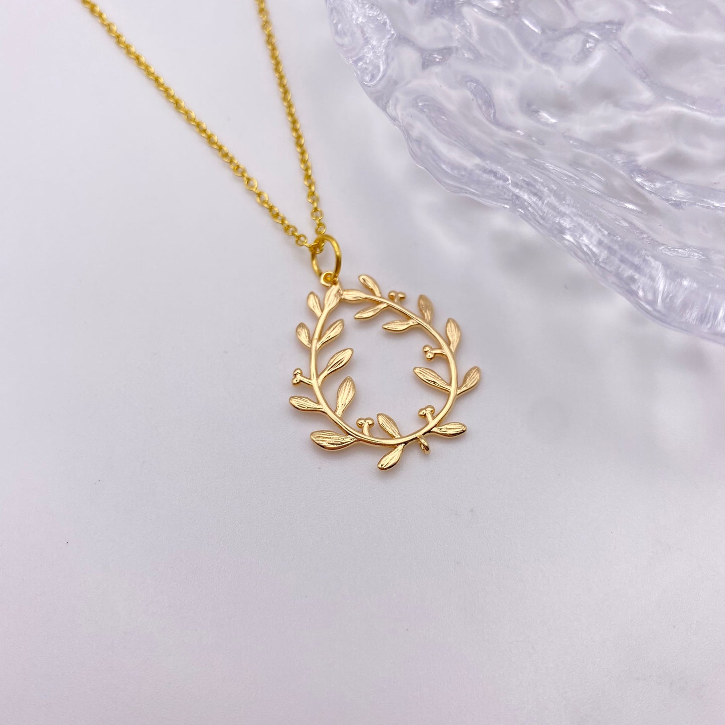 Gold Ivy Necklace