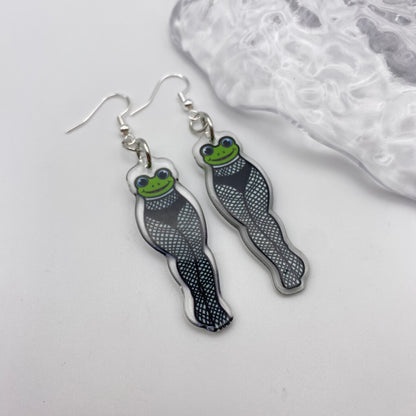 Frog Fishnet Earrings