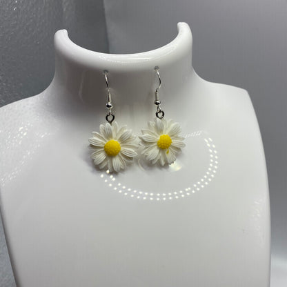 White Daisy Flower Earrings