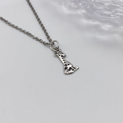 Sitting Giraffe Necklace