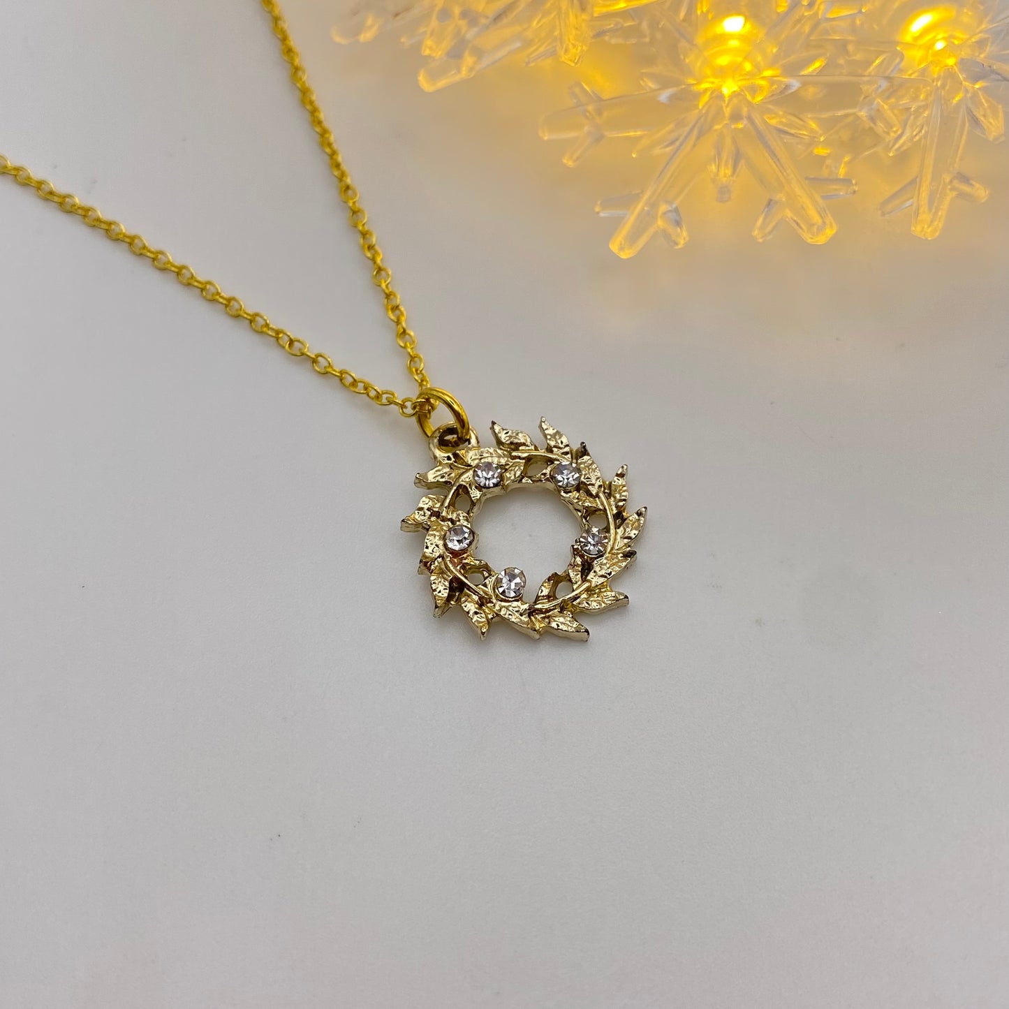 Gold Wreath Necklace